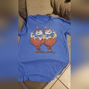 Disney world tweedledee and Tweedledum Alice in wonderland L